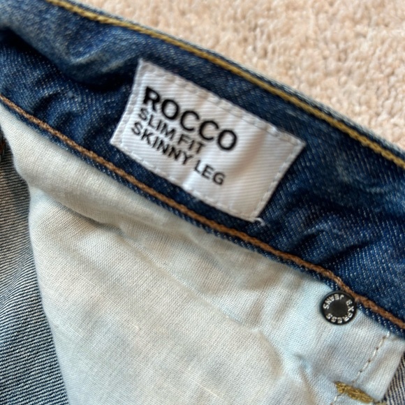 Men’s Express slim fit skinny leg jeans - Picture 2 of 4